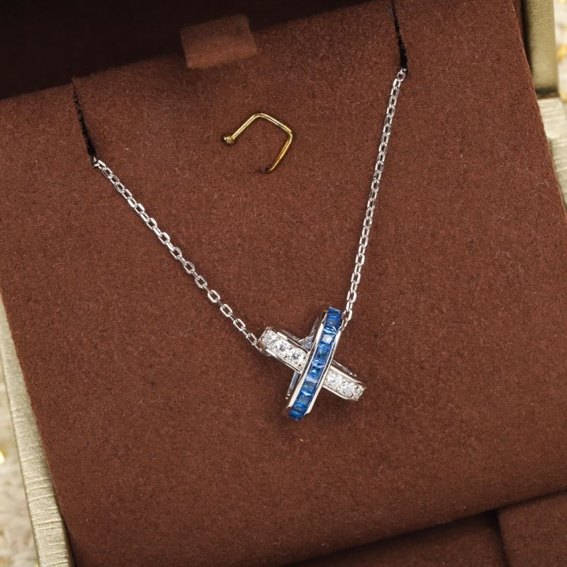 CHAUMET